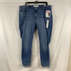 NWT Signature by Levi's Medium Wash Women's Mid-Rise Skinny Jeans, Sz.20 (35x30) - Picture 1 of 3