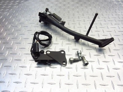 05-09 TRIUMPH SPRINT ST 1050 2005 soporte lateral pierna soporte sensor OEM recto Foto 1 de 4