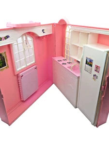 Vintage Mattel 1998 HTF Barbie Happy Family Küche rosa zusammenklappbares Puppenhaus LESEN - Bild 1 von 21