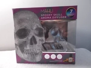 Mahli Spooky Silver Skull Aroma Diffuser with Cinnamon Oil Halloween Decor New - Picture 1 of 3