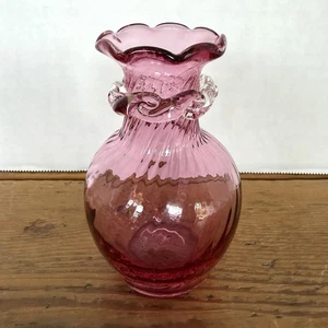 Vintage Pilgrim Glass Cranberry Swirl Bud Vase with Applied Ribbon Hand Blown 5” - Picture 1 of 8