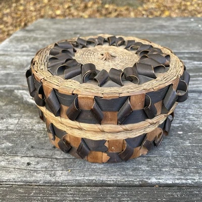 Curly Small Basket Passamaquoddy Micmac North American Indian Style  5.5" - Image 1 of 4