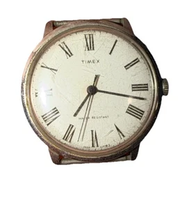 Orologio Vintage Timex Impermeabile Numeri Romani - Foto 1 di 5