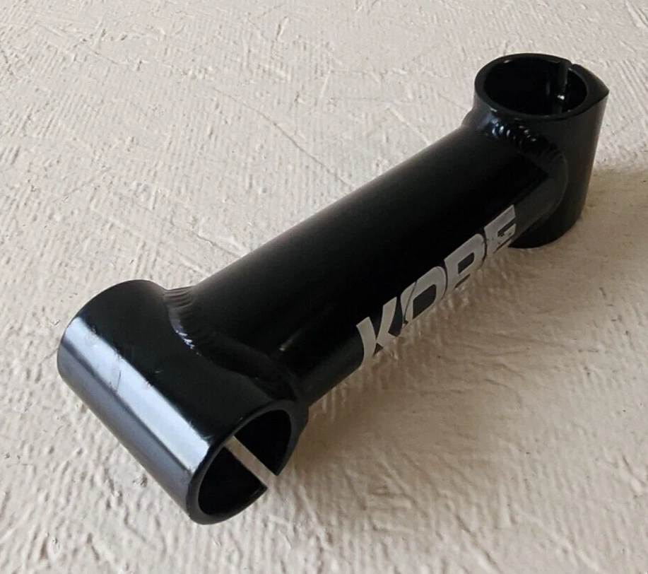 KORE THREADLESS STEM 135 MM 1 1/8 IN CLAMP 25.4 MM 7 DEGREE 180 GRAMS - Image 1 of 4