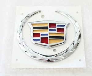 2015 2016 CADILLAC ESCALADE REAR WREATH CREST EMBLEM CHROME 22814070 NEW - Bild 1 von 2