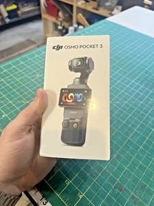 Appareil photo DJI OSMO POCKET 3 neuf et scellé en usine neuf dans sa boîte VLOG - Photo 1 sur 2