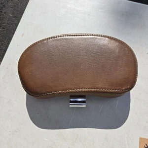 Indian Motorcycle Studded Tan Rider Backrest Pad  2014  L4 - Picture 1 of 4
