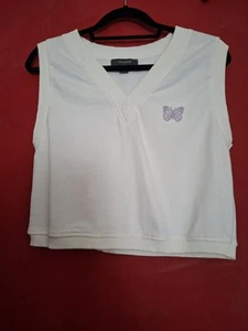 Primark White Sleeveless Crop Top - V Neck with Purple Butterfly Embroidery UK 4 - Picture 1 of 4