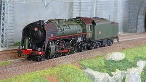 Jouef HJ2432 Locomotive à vapeur 141 R 420, tender charbon, livrée noire, trait - Imagen 1 de 5