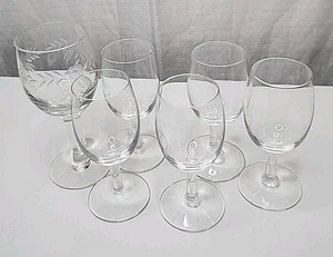 Clear etched vintage champagne glasses. Set of 6 Mini Cocktail glasses. - Imagen 1 de 10