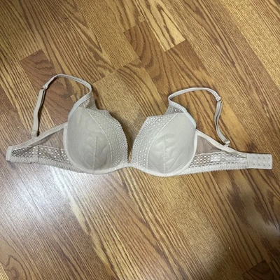 Victoria's Secret Women's Plunge Bra, Lightly Lined, 32DDD - Image 1 of 4