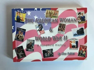 The American Woman & World War II ( with postcards) - Imagen 1 de 4