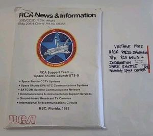 Vintage 1982 NASA Press Information TRW RCA News & Information Space Shuttle 8E - Foto 1 di 24