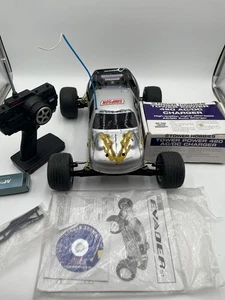 Vtg Duratrax Evader ST Original Radio Control Rc Car W/Remote Truck w/ Charger - Picture 1 of 17