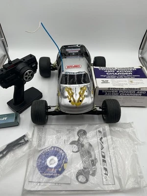 Vtg Duratrax Evader ST Original Radio Control Rc Car W/Remote Truck w/ Charger - Image 1 of 4