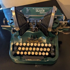 OLIVER Schreibmaschine Modell 1916-1922 Farbe grün Vintage gebraucht aus Japan - Bild 1 von 5