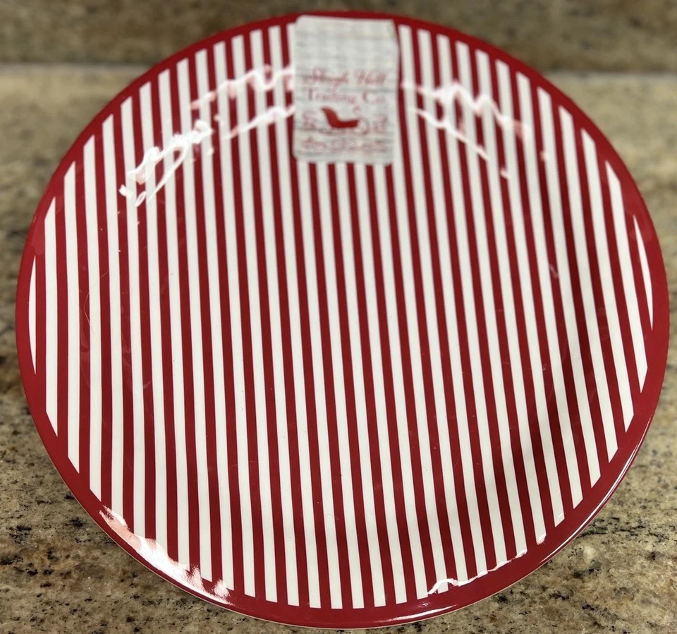 Juego de 4 platos de cena de MELAMINA a rayas rojas y blancas Sleigh Hill Navidad Foto 1 de 1