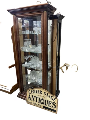 64424 Fancy Mahogany Curio China Cabinet - Image 1 of 4