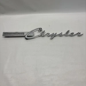 1965 Chrysler NEWPORT Script Emblem Logo New Yorker 300 - Bild 1 von 6