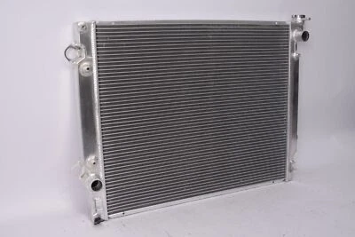 Radiador de 3 filas para Toyota Tacoma I4 V6 OEM#:16410-0P030 2005-2015 2006 Foto 1 de 4