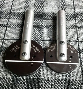 Menge (2) Imperial Flare Messgeräte 92,4 mm & 78,0 mm Durchmesser - 1,5 mm Verkleidung Nut - sauber! - Bild 1 von 1