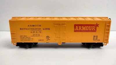 HO Mantua 40' Box Car Armour Refrigerator Line Yellow 1754 - Image 1 of 4