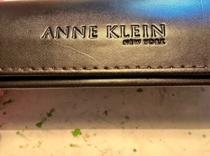 ANNE KLEIN New York DUNKELBRAUN Halbhartschale Augenglas Etui - Bild 1 von 6