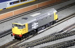 Heljan 26301 Class 26 Bo-Bo No 26037 in BR Grey Livery, Near Mint Boxed - Bild 1 von 10