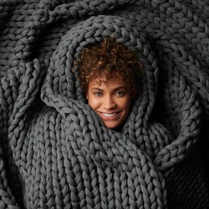 Bearby Baumwolle Windel gestrickt gewichtete Decke Asteroid grau 10 Pfund - Bild 1 von 5