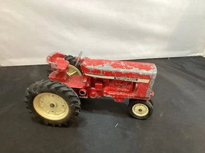 Vintage ERTL International Tractor 544 - Image 1 of 4