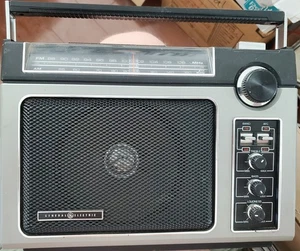 WOW! Vintage "GE AM/FM 7-2880B Superadio" - Tested, Sounds Great. Clean, in EUC! - Picture 1 of 11