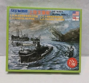 Skywave 1/700 #8 US and Royal Navy Landing Craft Set - Picture 1 of 2