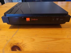 Livebox 4 SERCOM P/N 0BKL mit Netzteil - Bild 1 von 9