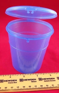 300ml New blue plastic graduated storage container/jar/pot/tub hinged lid x 50 - Picture 1 of 4