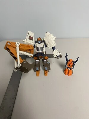 Vintage Transformers Armada Supercon Hoist with Refute Minicon Complete - Image 1 of 4