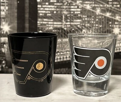 Juego de 2 vasos de tiro vintage Philadelphia Flyers negro y transparente NHL hockey Foto 1 de 4