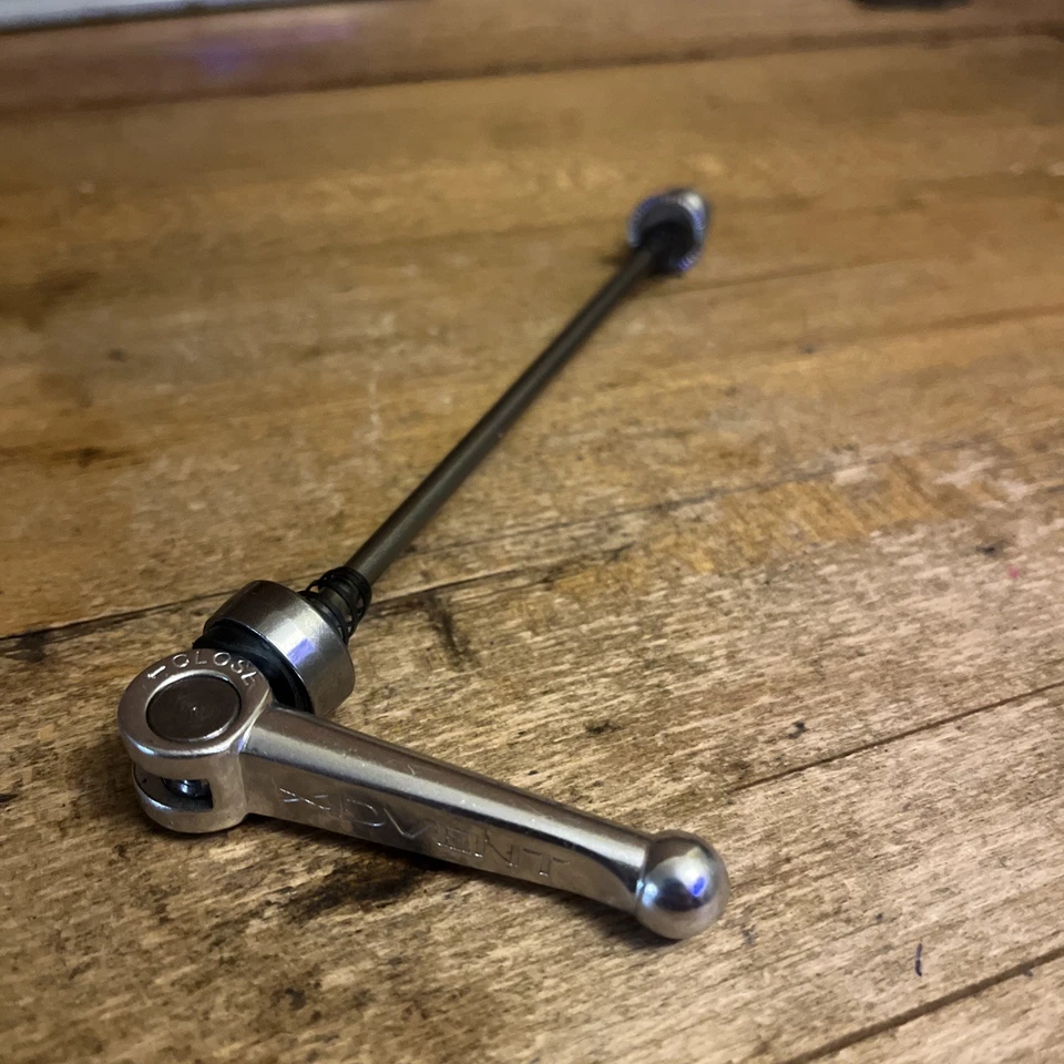 Advent Rear Quick Release Skewer 165 mm Length 90s 00s Road MTB Hybrid - Image 1 of 4