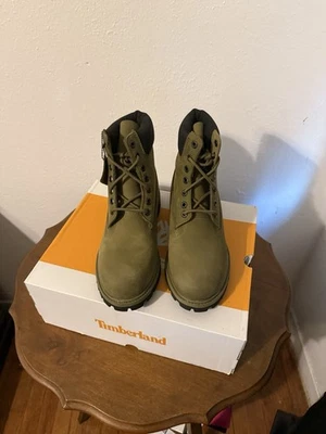 Timberland 6 pulgadas Premium Oliva Oscura Nuevas Botas 9D Hombres Foto 1 de 4