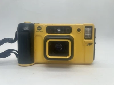 Minolta Weathermatic 35DL Underwater 35mm Film Camera Yellow, Not Working - Image 1 of 4