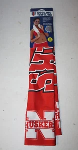 NEBRASKA CORNHUSKERS NCAA LIC. TOALLA DE ENFRIAMIENTO DE FÚTBOL - Imagen 1 de 3