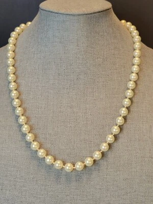 Vntg Marvella Faux Pearl Necklace Gold Tone Clasp White Beads 24” Each Tied  - Image 1 of 4