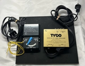 Tyco Models 899T and Pak 1 Hobby Transformers 120VAC and Platform Set of 3 - Picture 1 of 6