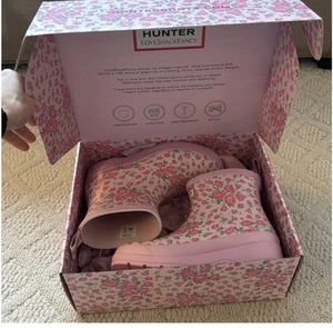 Hunter Play Rain Boots x Love Shack Fancy - Size 6 - BNWT Sold Out 🔥 - Picture 1 of 4