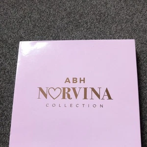 Anastasia Beverly Hills NORVINA PRO PIGMENT PALETTE VOL. 4 - Foto 1 di 6