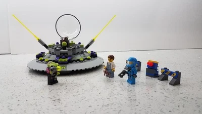 ❤️ LEGO Space Alien Quest 7052 UFO Abduction Complete Free Shipping - Image 1 of 4