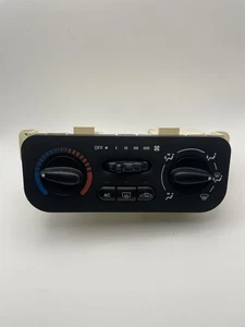 2000-2005 Saturn L100 L200 L300 Climate Control Unit Heat A/C Temp HVAC OEM - Picture 1 of 6