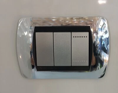 BTICINO PLACCA LIVING INTERNATIONAL 3 MODULI CROMO LUCIDO COMPATIBILE L4803CR