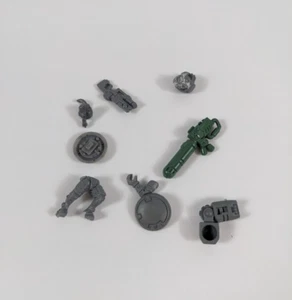 WARHAMMER 40K Miniature War Game Plastic Bits Assorted Tau Parts - Picture 1 of 1