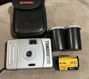 BELL + HOWELL 35mm Film Camera 28mm Focus Free Lens *2-Rolls Kodak GB135-24 Film - Picture 1 of 11