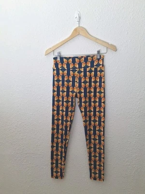 Leggings LuLaRoe: pantalones de yoga y salón: talla única: mariposas: RN# 142161 Foto 1 de 4